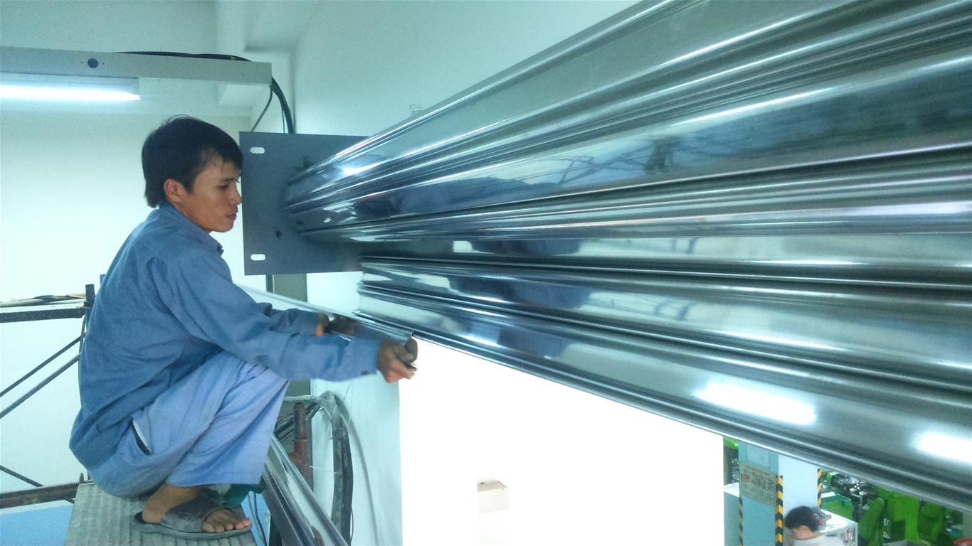 Cửa cuốn khe thoáng công nghệ Đức Cửa cuốn khe thoáng công nghệ Đức