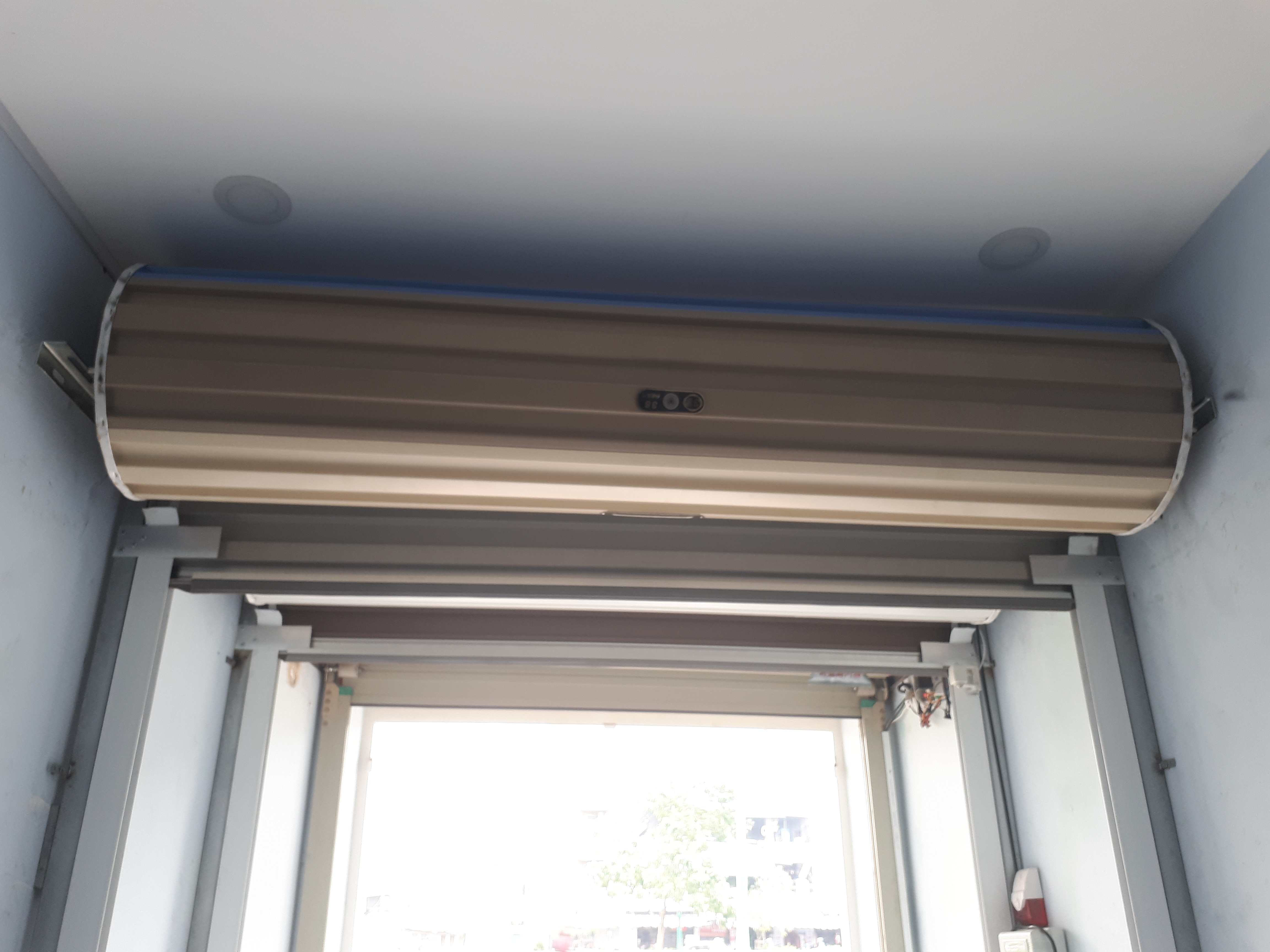 cửa cuốn bị hết điện cửa cuốn bị hết điện