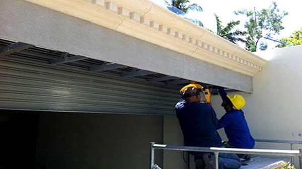 cửa cuốn không đóng mở được cửa cuốn không đóng mở được